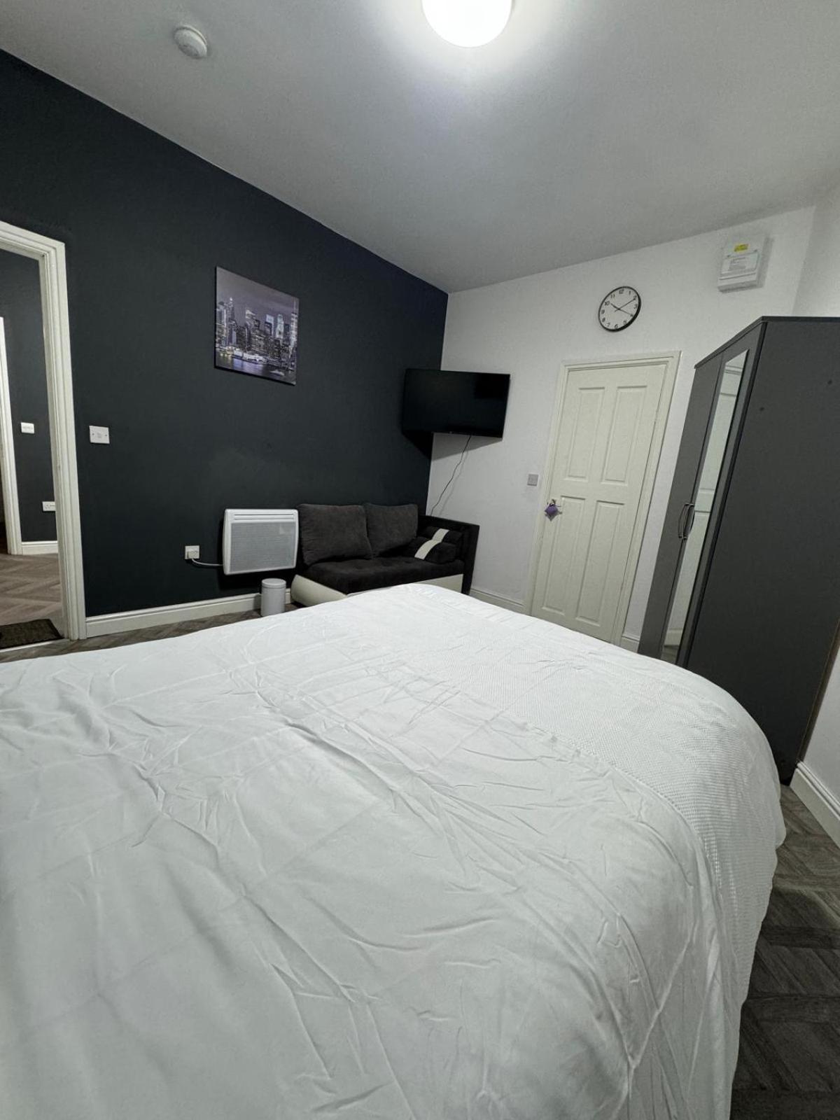 1 Bedroom Kitchen Flat Nottingham Exterior foto